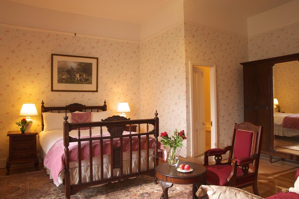 Viewmount House Hotel Лонгфорд Стая снимка
